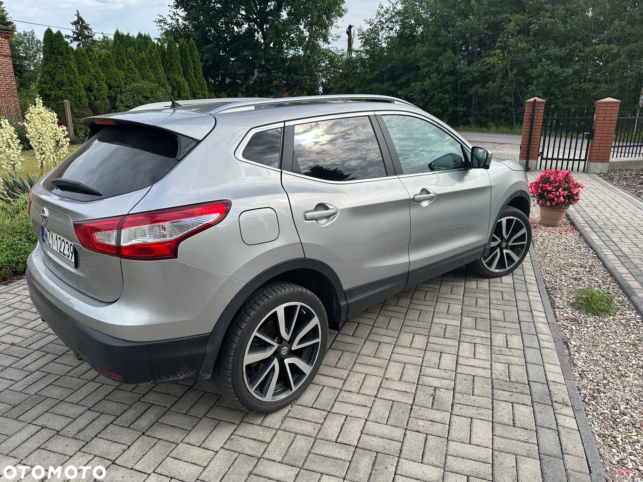 Nissan Qashqai 1.6 DCi 4x4 Tekna - 3