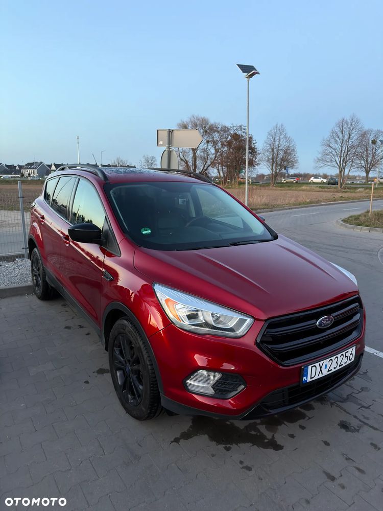 Ford Escape - 1