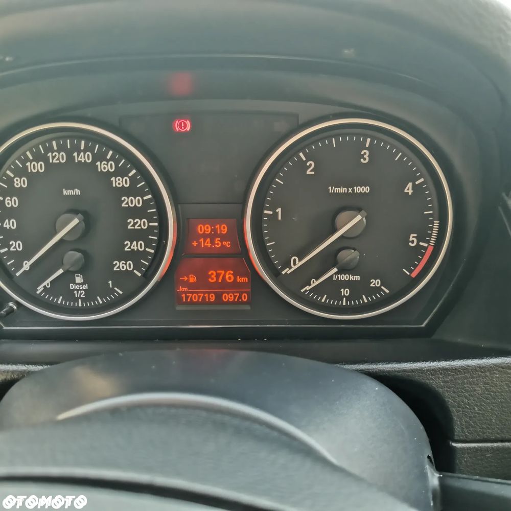 BMW X1 xDrive18d xLine - 8