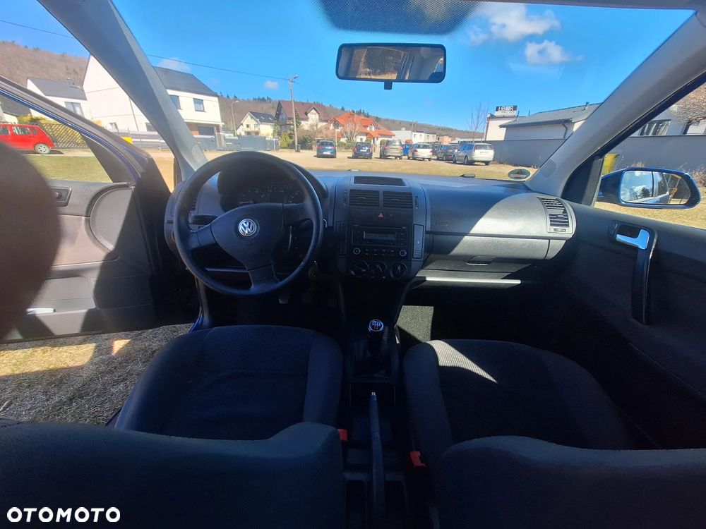 Volkswagen Polo 1.2 Tour Edition - 32