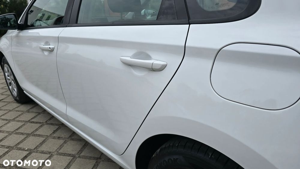 Hyundai i30 1.4 Comfort - 7