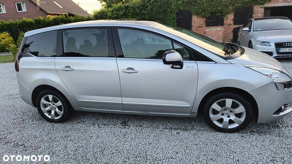Peugeot 5008 2.0 HDi Family - 3