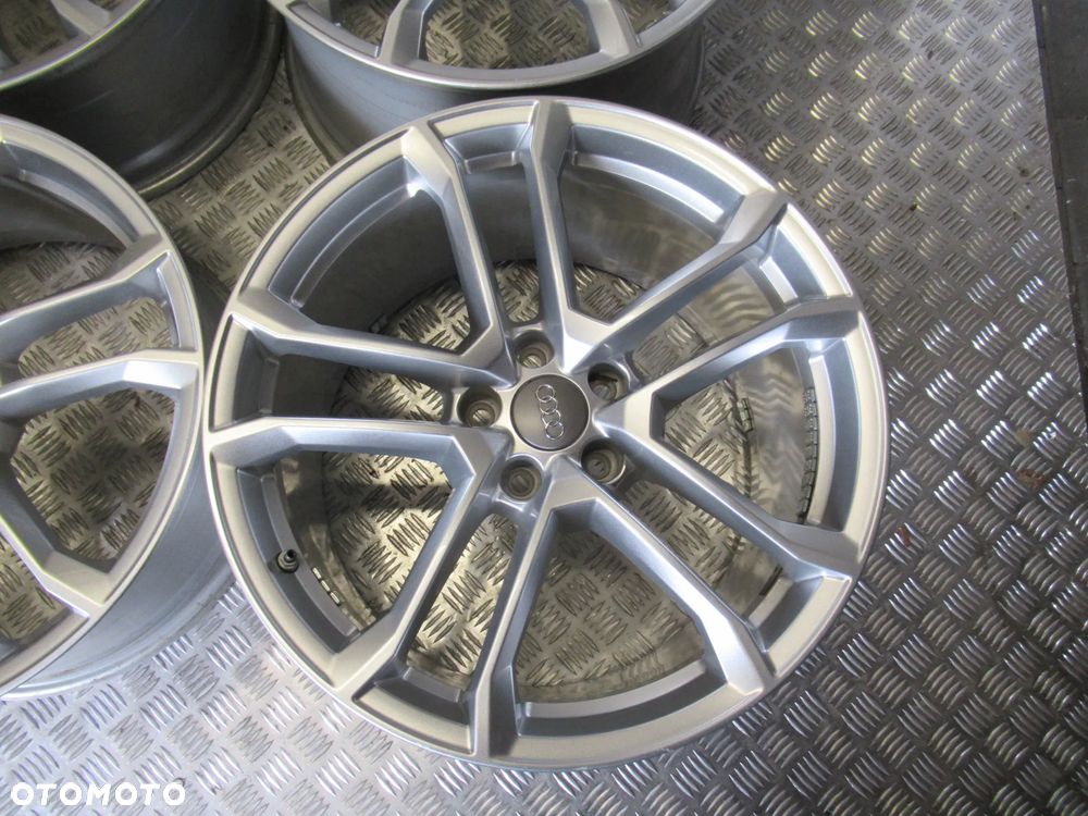 Nowe felgi Audi R8 10,5Jx19 et55 8,5Jx19 et42 4S0 - 2