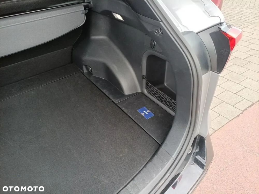 Toyota RAV4 - 15