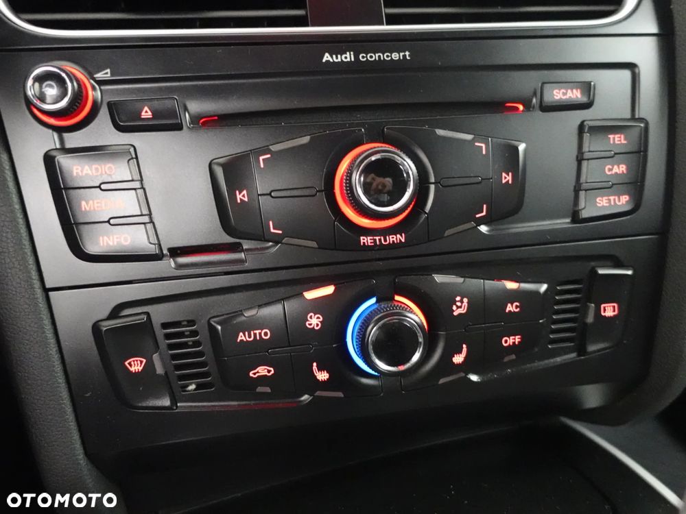 Audi A4 Avant 2.0 TDI DPF quattro Ambiente - 33
