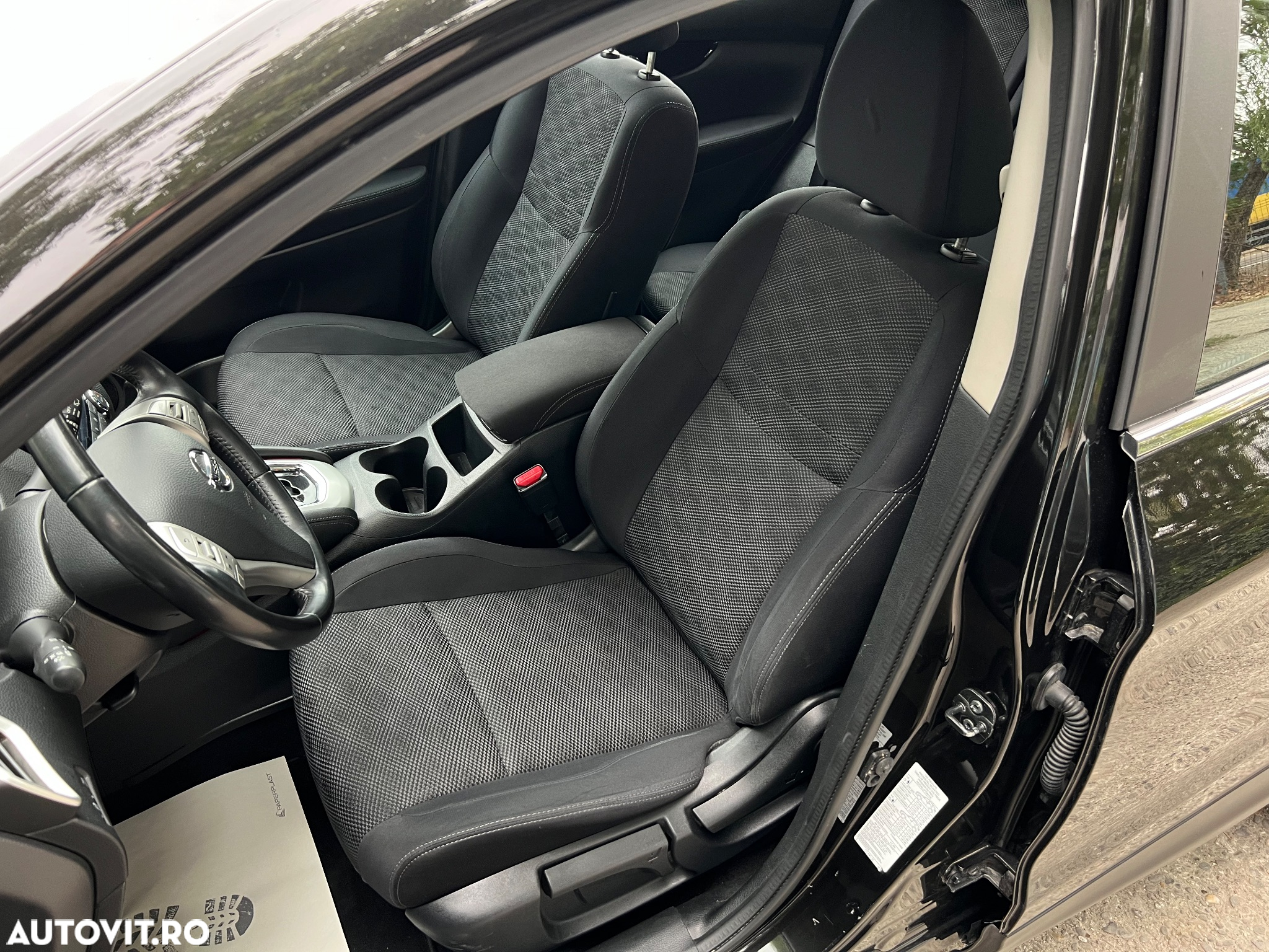 Nissan Qashqai 1.6 DCI Start/Stop X-TRONIC Acenta - 13