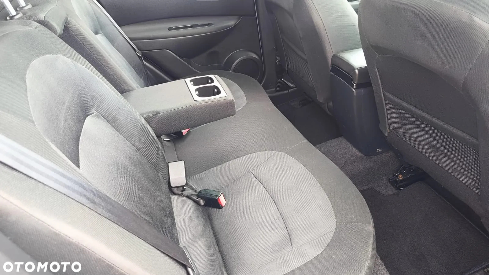 Nissan Qashqai - 24
