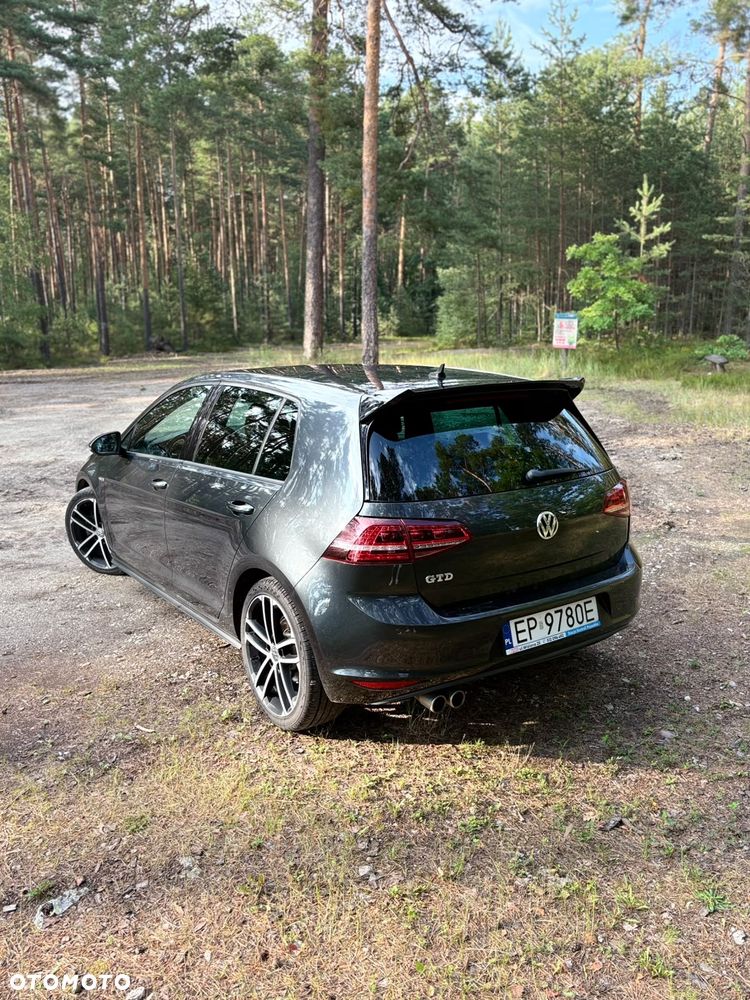 Volkswagen Golf 2.0 TDI BMT GTD DSG - 2