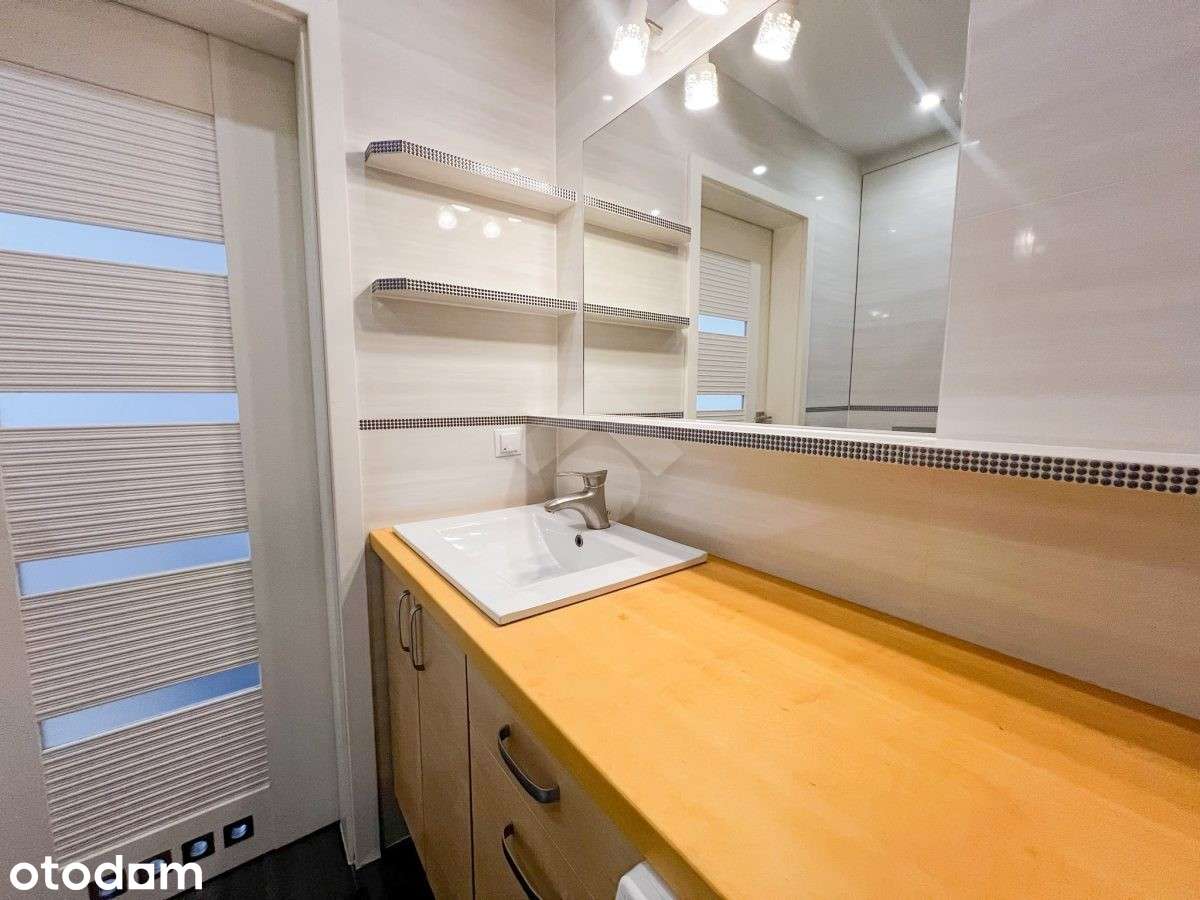 | ul. Krzywda | 2 pokoje | 28,8 m² | balkon | garaż podziemny |