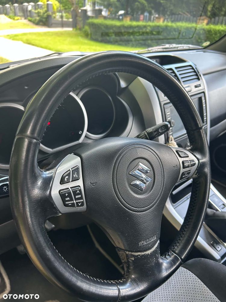 Suzuki Grand Vitara - 5