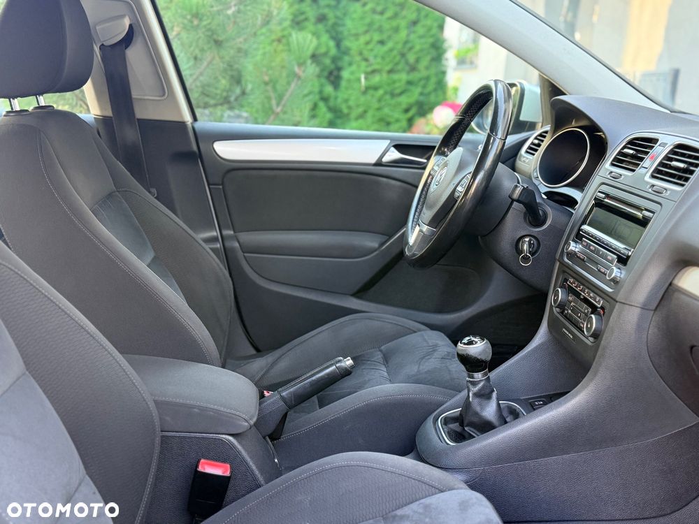 Volkswagen Golf 1.4 TSI Highline - 31