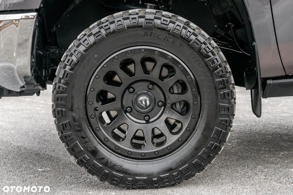 Toyota Tundra - 18