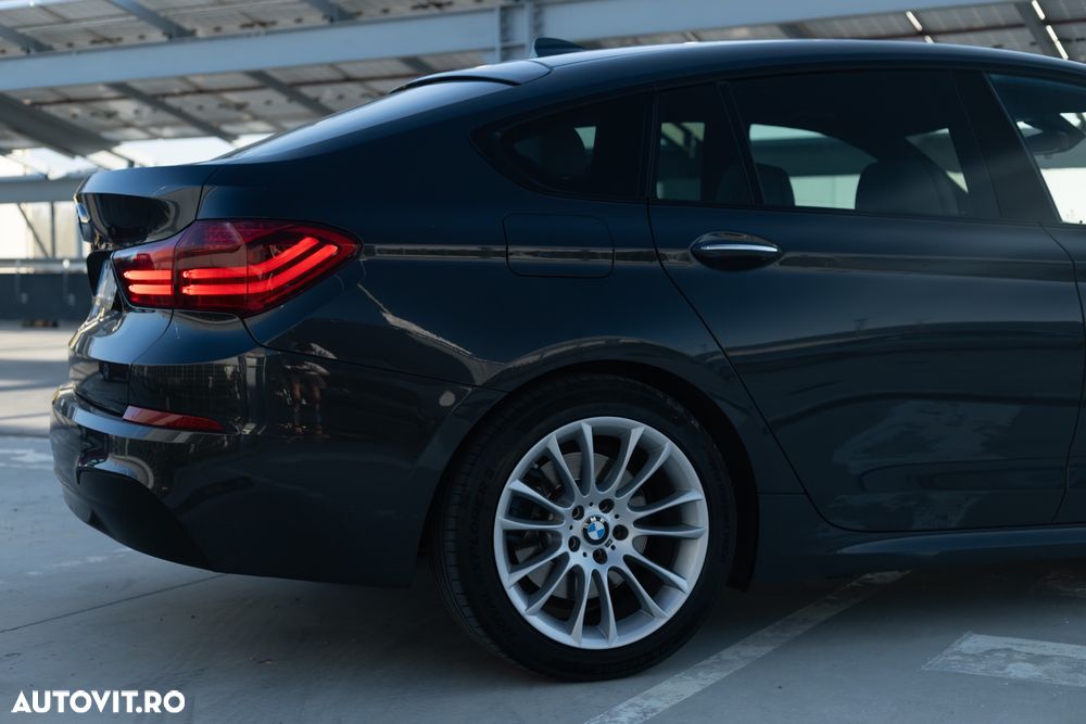 BMW Seria 5 530d xDrive - 11