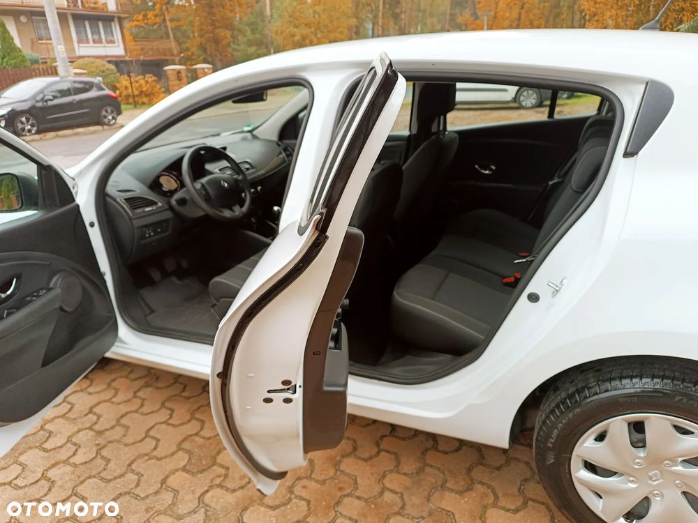 Renault Megane 1.6 16V 110 Dynamique - 16