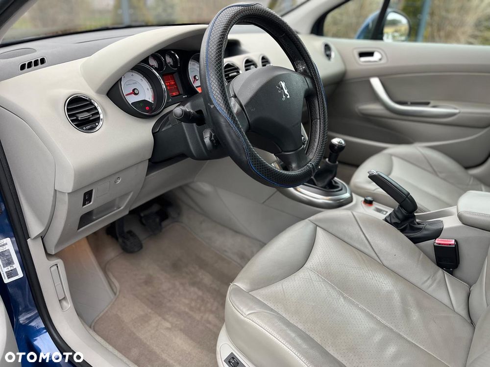 Peugeot 308 120 VTi Allure - 25