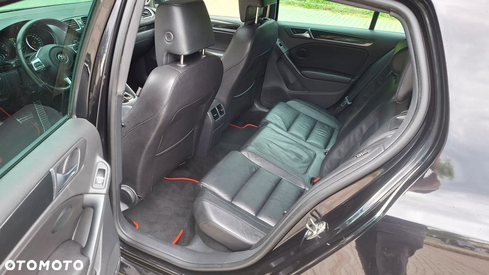 Volkswagen Golf 2.0 TSI GTI DSG - 19