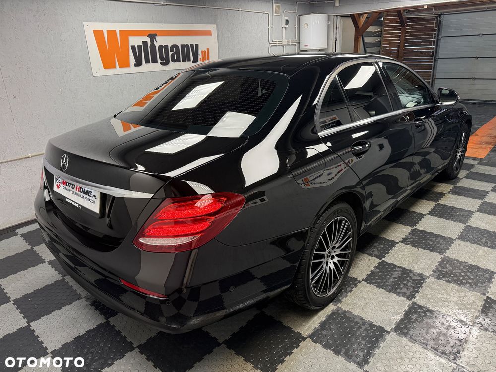 Mercedes-Benz E-Class 2018 photo 5