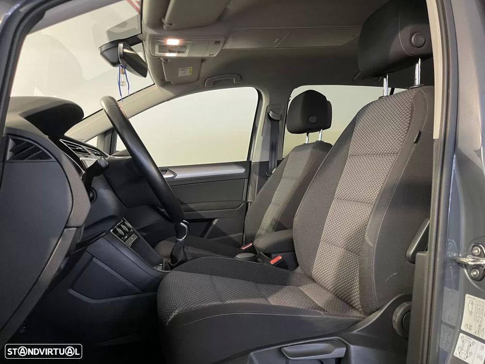 VW Touran 2.0 TDI SCR Comfortline - 14