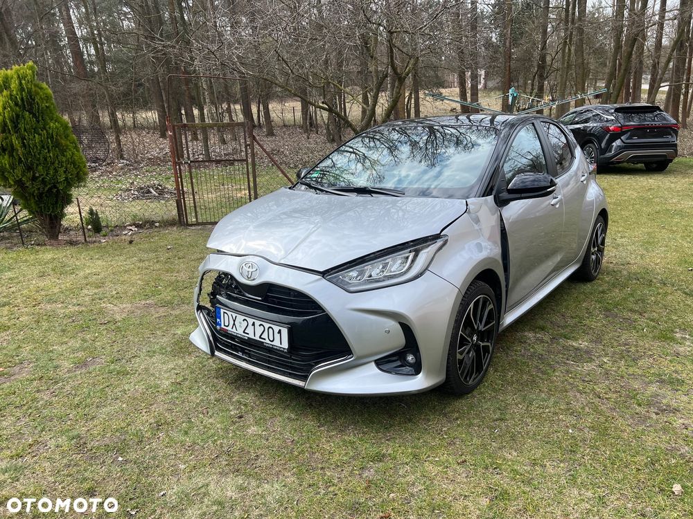 Toyota Yaris Hybrid 1.5 Premiere Edition - 2