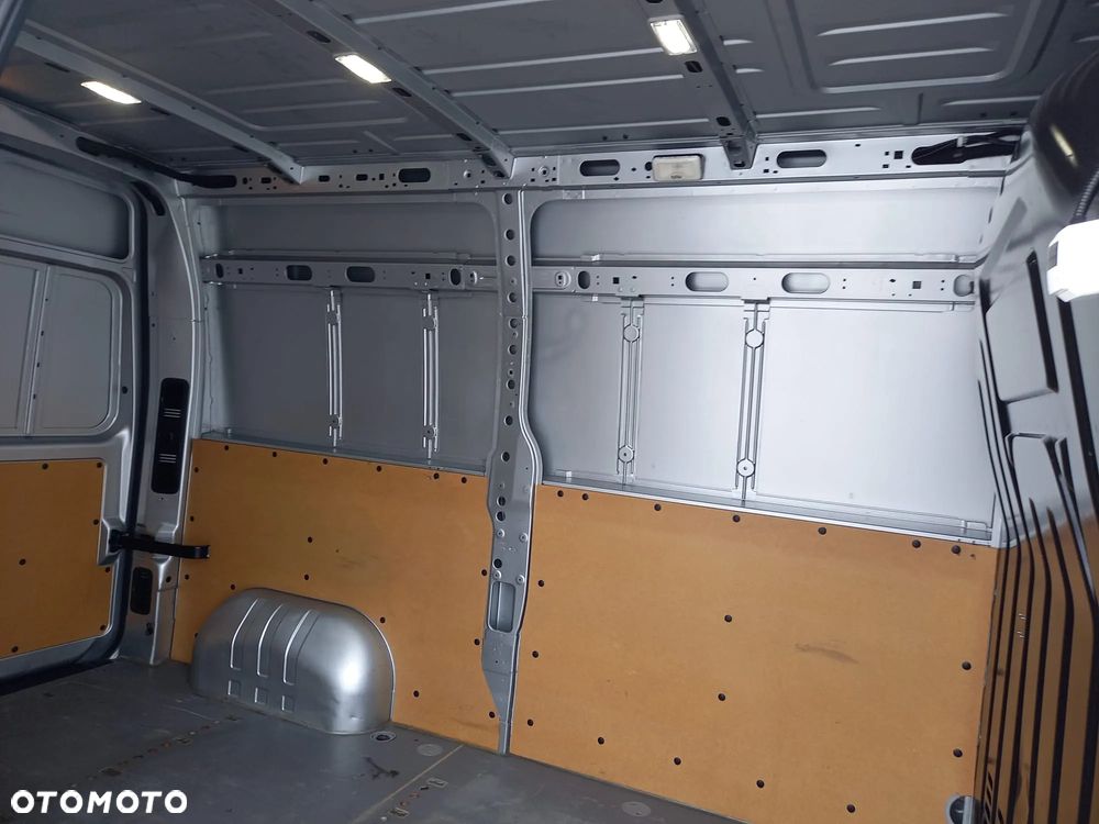 Opel Movano Turbo D - 9