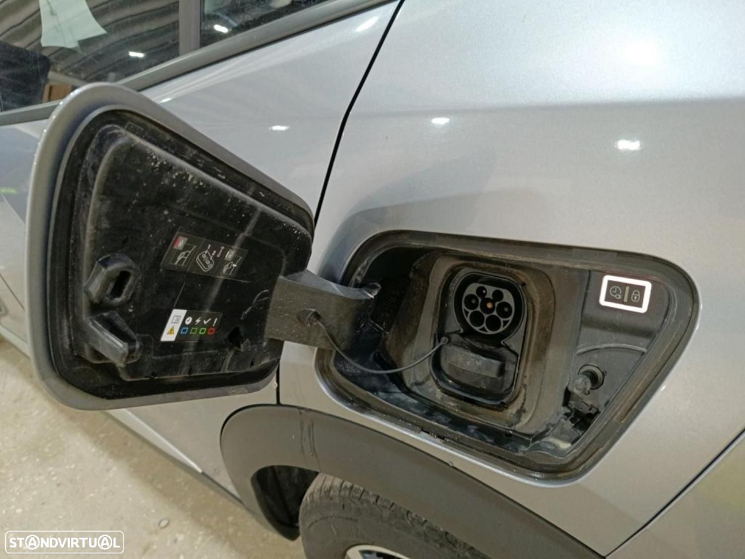 Peugeot e-2008 50 kWh Allure Pack - 14