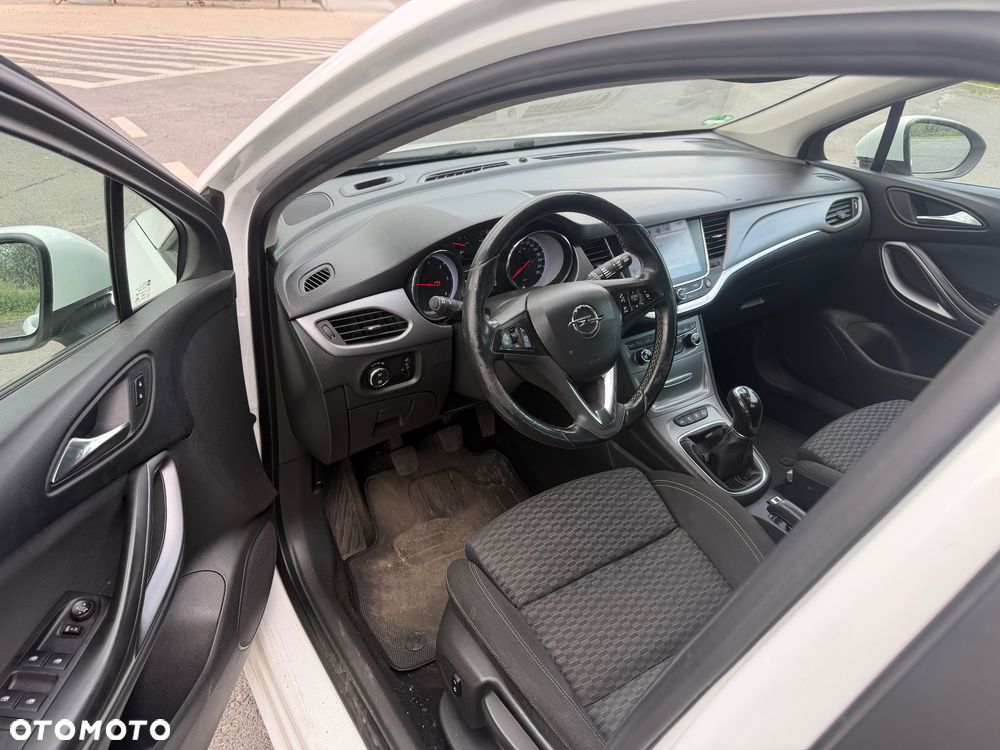 Opel Astra 1.6 D (CDTI) Start/Stop Business - 13