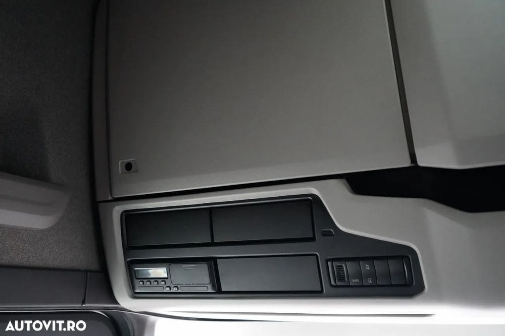 Scania S 580 / V8 / RETARDER / I-PARK COOL / FULL AIRMATIC / ECHIPAMENT MAXIM / EURO 6 - 32