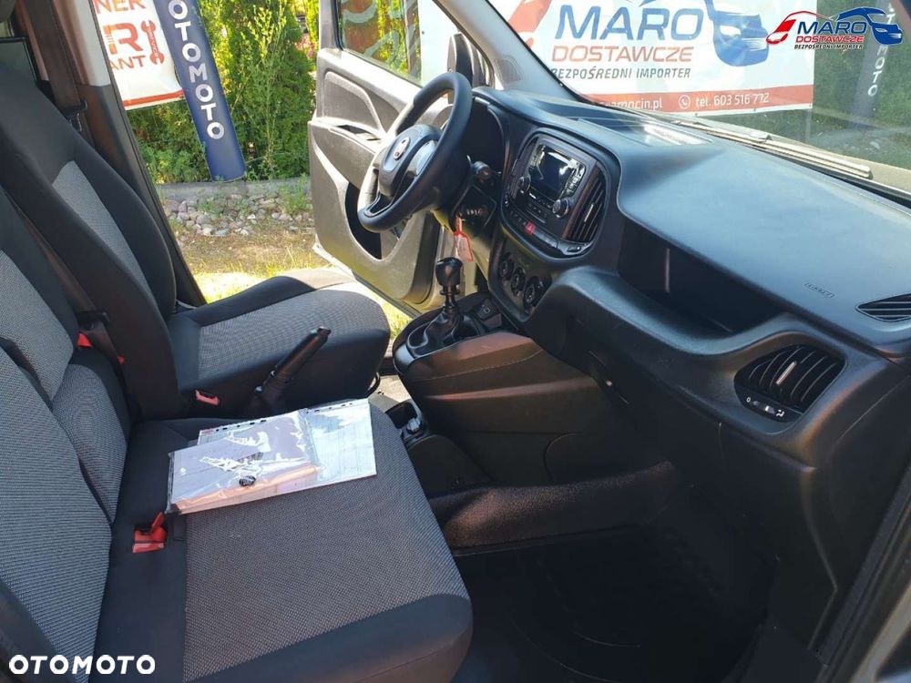 Fiat DOBLO MAXI 1.6 MAŁY PRZEBIEG Z POTWIERDZENIEM - 21