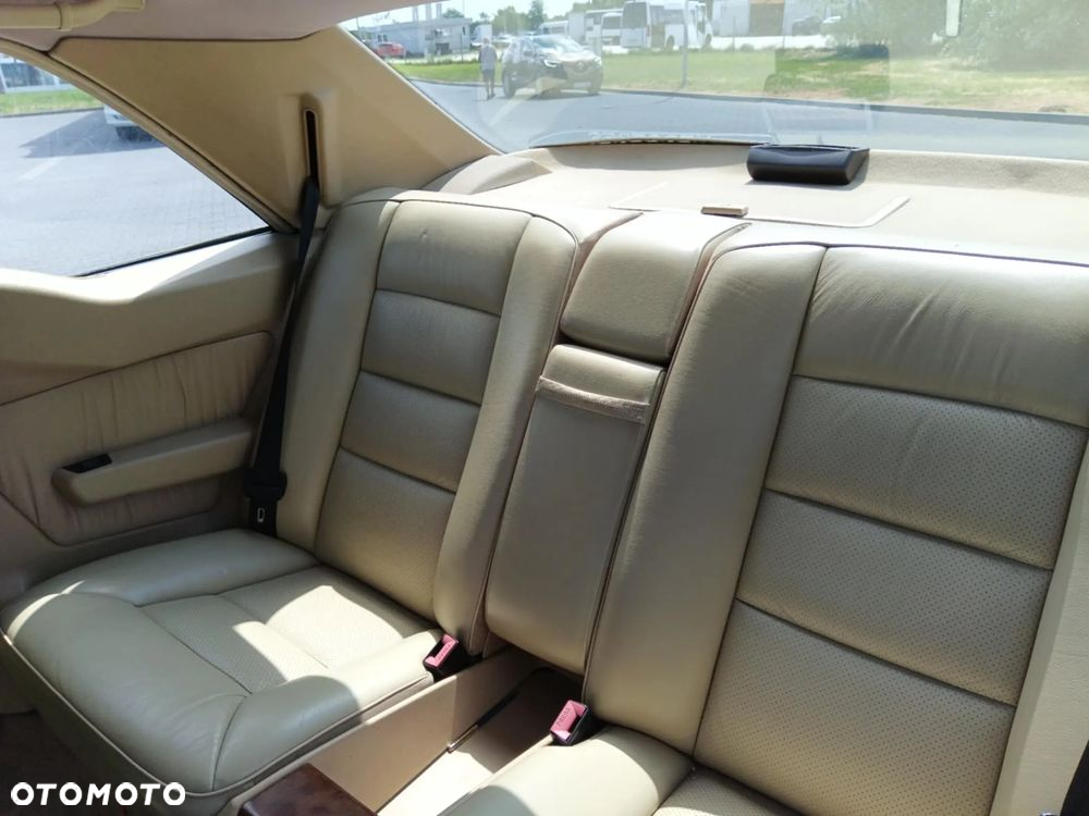 Mercedes-Benz W124 (1984-1993) - 10