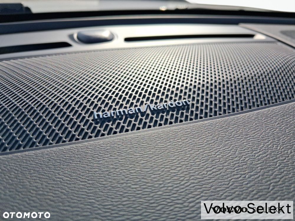 Volvo XC 40 - 21