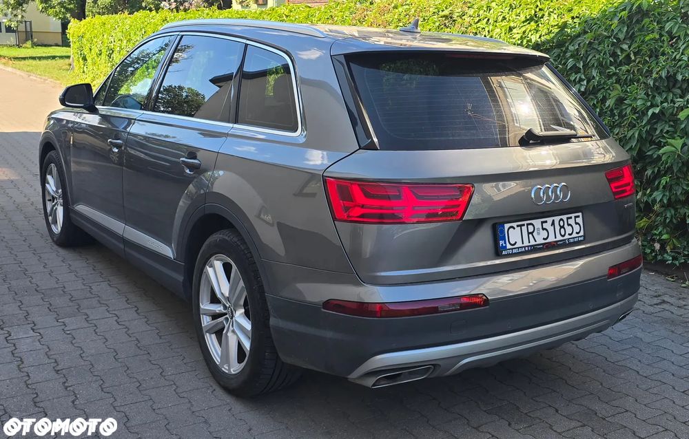 Audi Q7 - 7