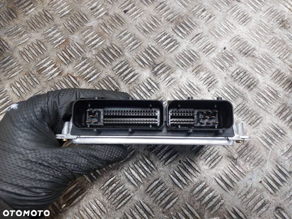 MODUŁ ZAWIESZENIA AUDI A8 D3 4E0907553C - 2