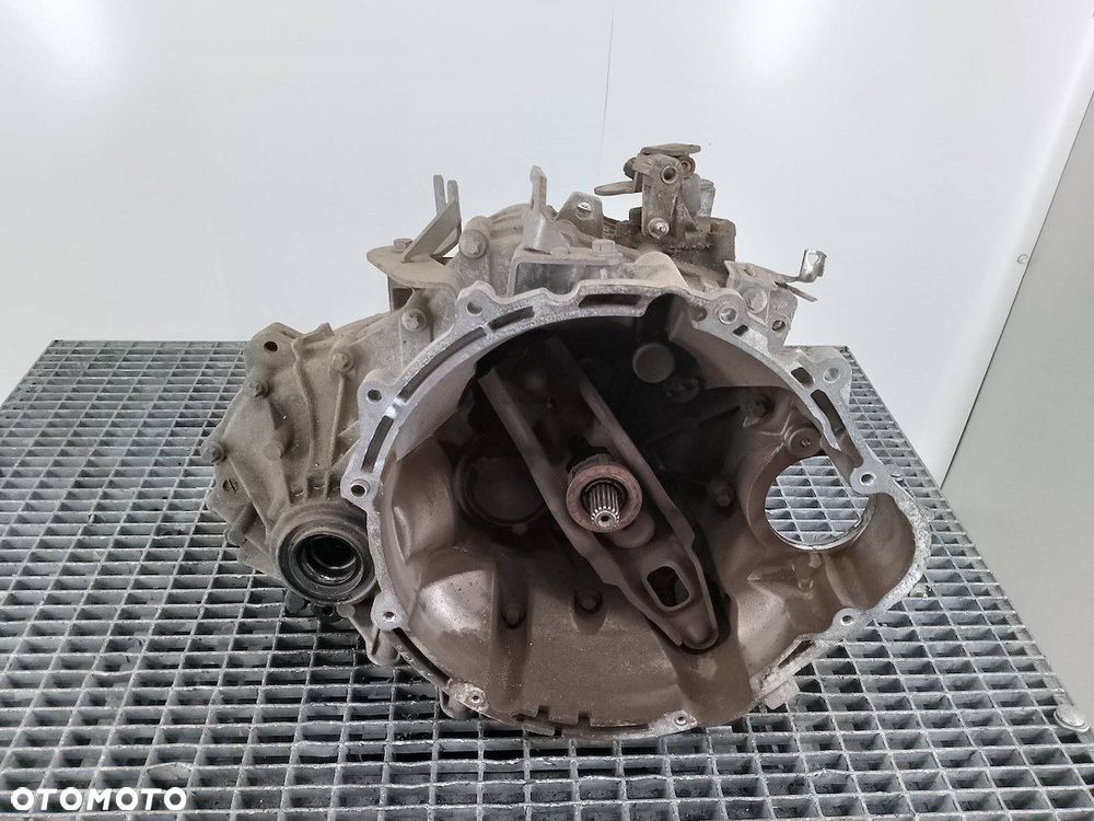 SKRZYNIA BIEGÓW MANUALNA MITSUBISHI COLT VI PMN130194 1.3 - 9