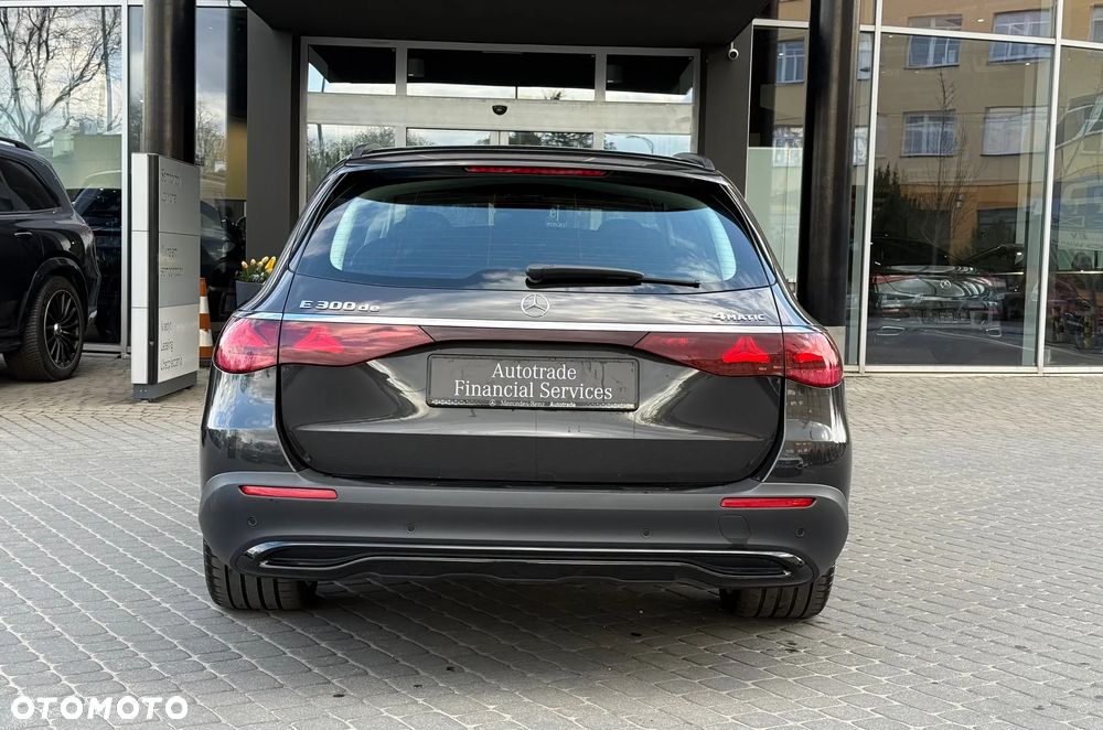 Mercedes-Benz Klasa E 300 de PHEV 4-Matic All-Terrain Avantgarde 9G-Tronic - 4