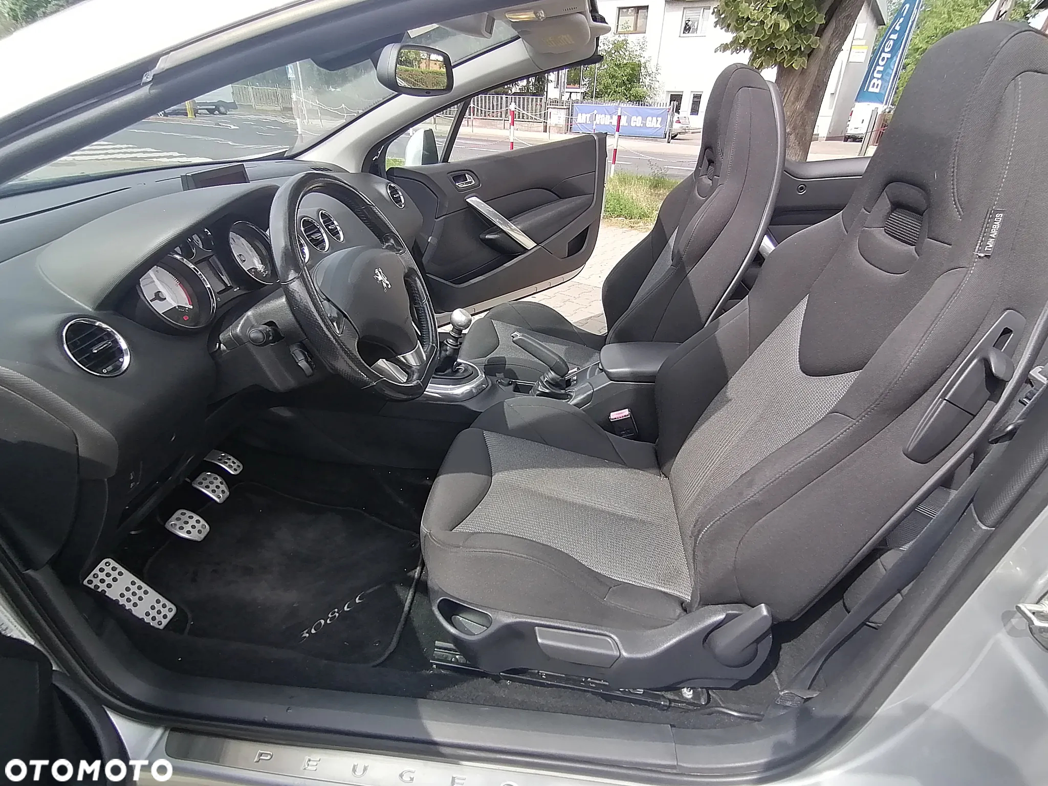 Peugeot 308 CC HDi FAP 140 Platinum - 21
