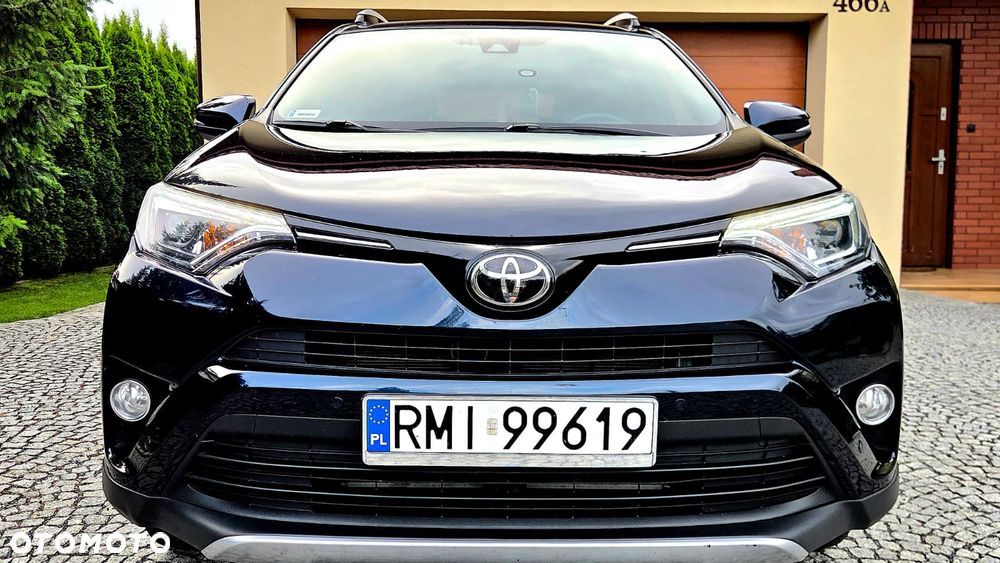 Toyota RAV4 2.0 D-4D Premium 4x2 - 4