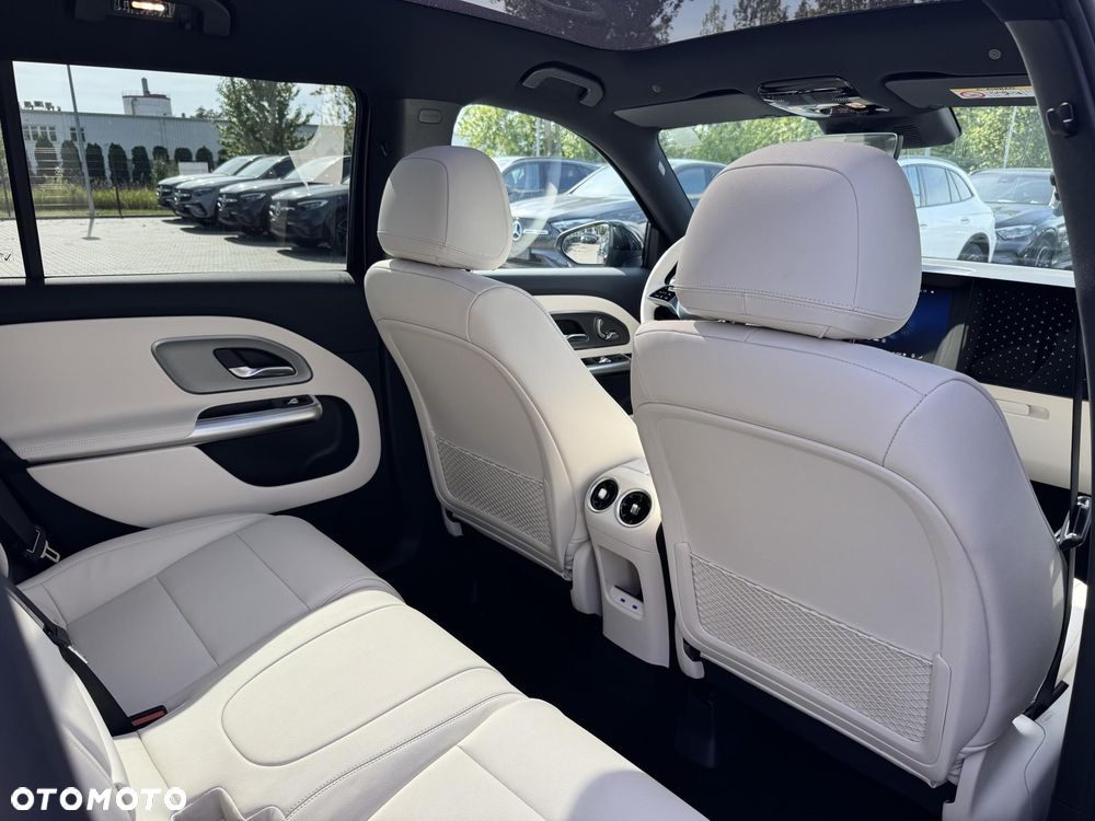 Mercedes-Benz GLB 200 mHEV 4-Matic 8G-eDCT - 18