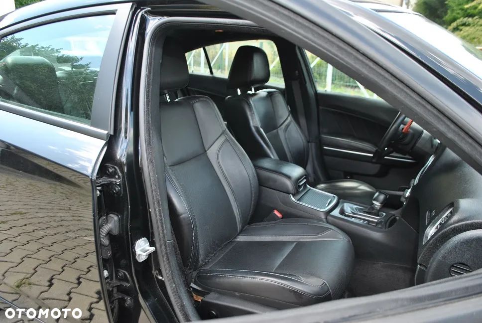 Dodge Charger 3.6 GT - 11