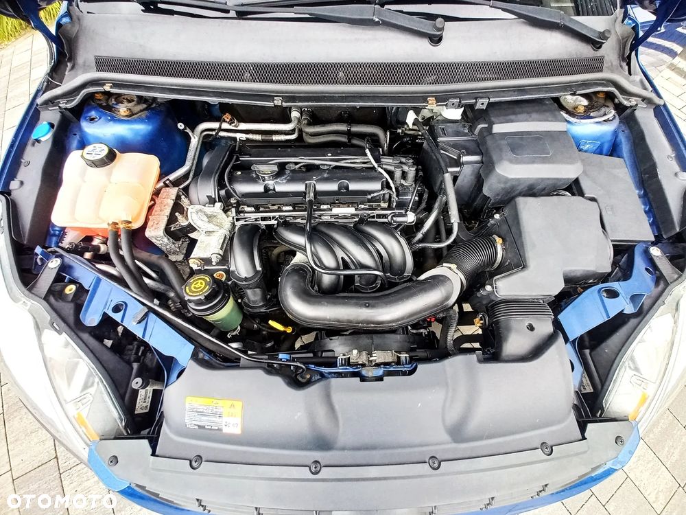 Ford Focus 1.6 16V Ambiente - 16