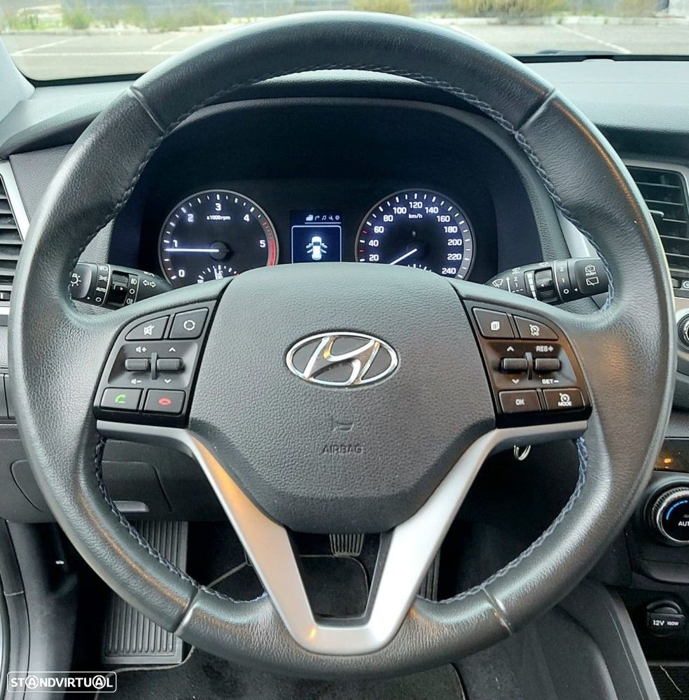 Hyundai Tucson 1.7 CRDi Executive - 22
