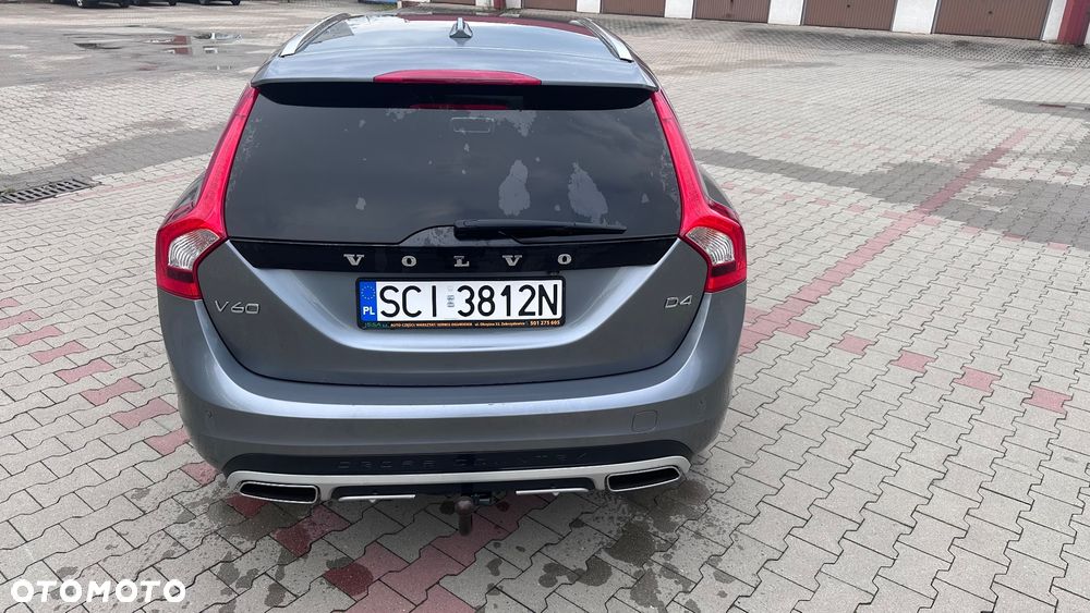 Volvo V60 Cross Country - 7