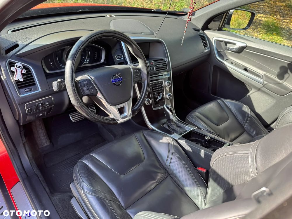 Volvo XC 60 D4 Drive-E R-Design Momentum - 9