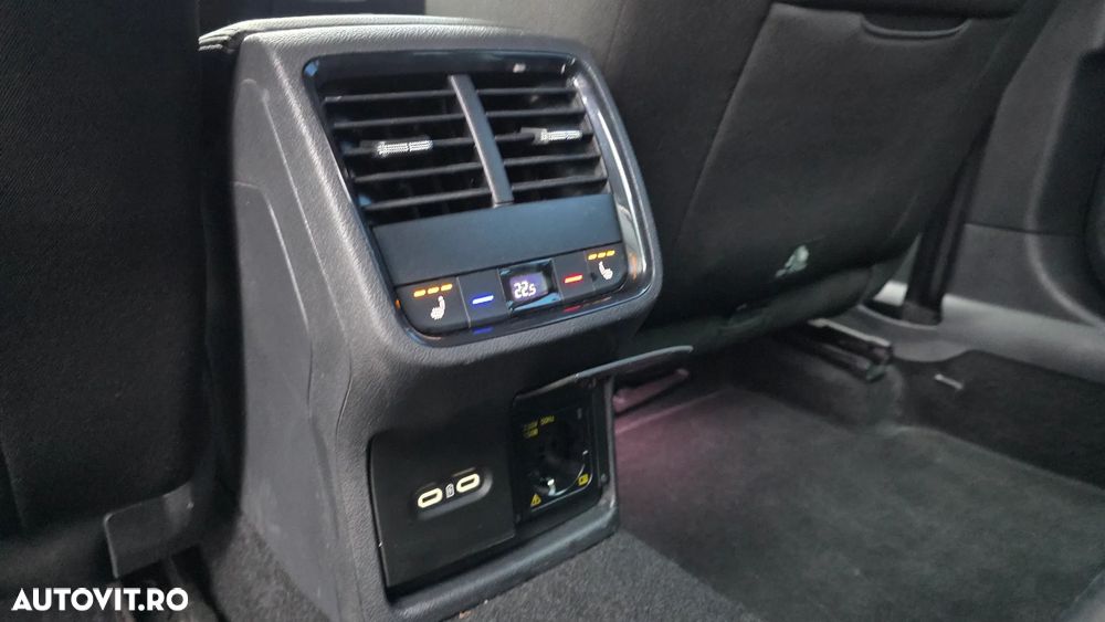 Skoda Octavia 2.0 TDI DSG First Edition - 34