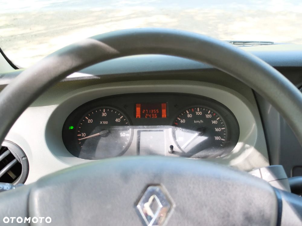 Renault Master - 25