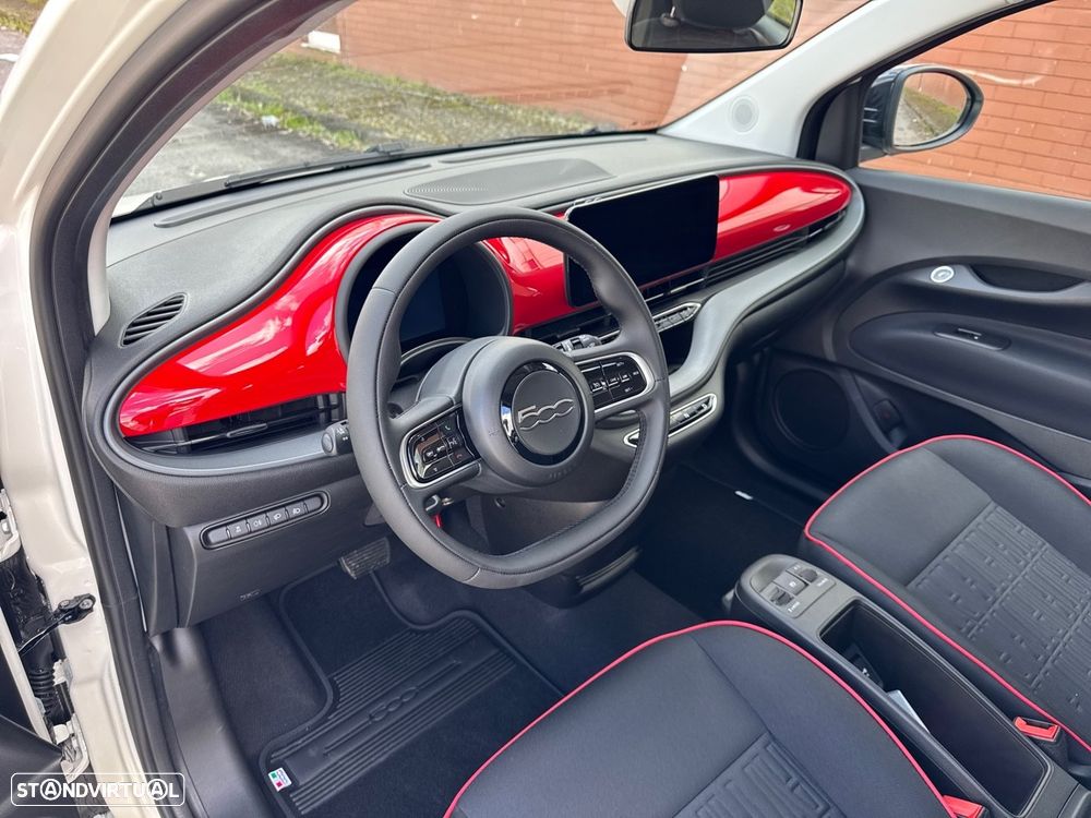 Fiat 500e (RED) - 13