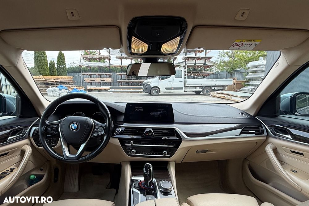 BMW Seria 5 530d xDrive AT - 10