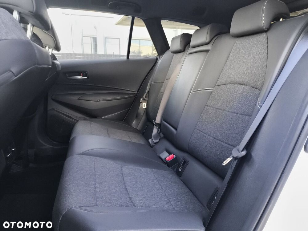 Toyota Corolla 1.8 Hybrid Style - 14