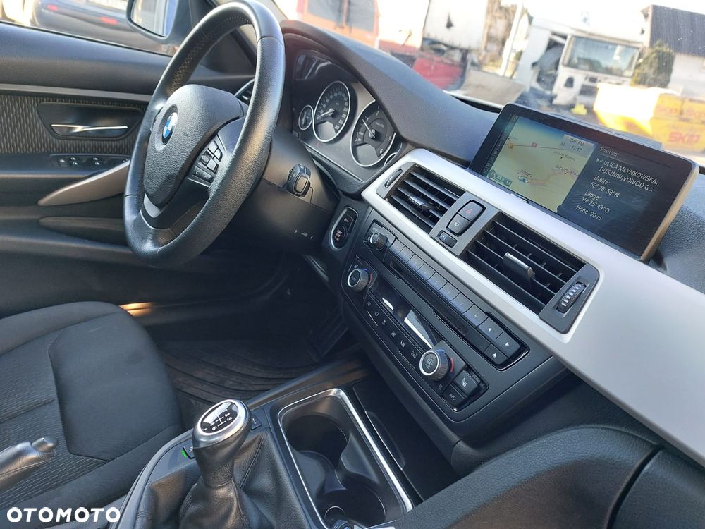 BMW Seria 3 - 14