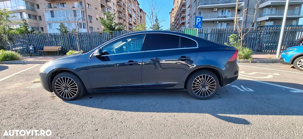 Volvo S60 - 3