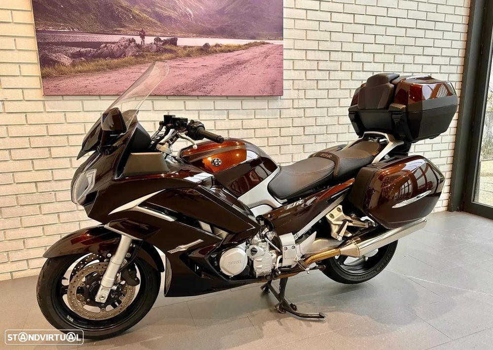 Yamaha FJR FJR1300 - 1